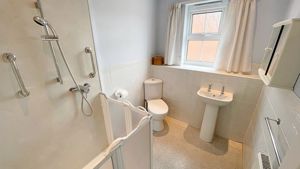 Photo 15- click for photo gallery